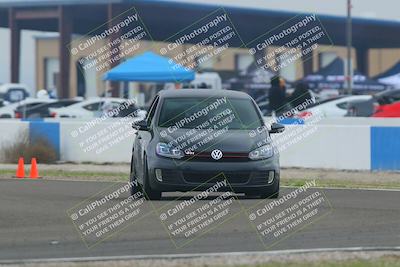 media/Dec-19-2025-Lucky Dog Racing (Fri) [[3b7b1b5fc8]]/Beginner/Session 2 Turn 1/